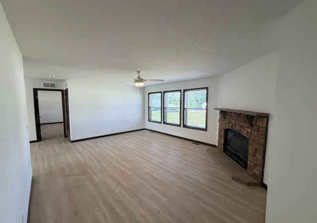 Photo 3 of Single family home for sale at 2148 Alta Vista Dr, East Bay Township Grand Traverse, MI 49686 | MLS# 78080070698 | Listing updated on 2026-09-10