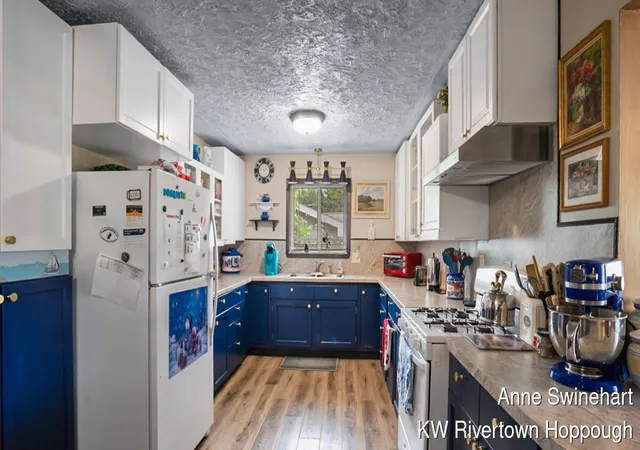 Photo 5 of Single family home for sale at 1686 Stonehaven Dr, Holt, MI 48842 | MLS# 65026033906 | Listing updated on 2026-08-31