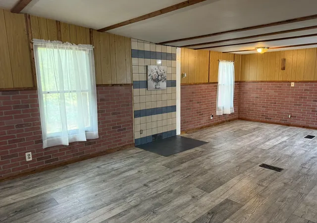 Photo 3 of Single family home for sale at 669 Linden Rd, Twin Lake, MI 49457 | MLS# 71026033911 | Listing updated on 2026-09-01