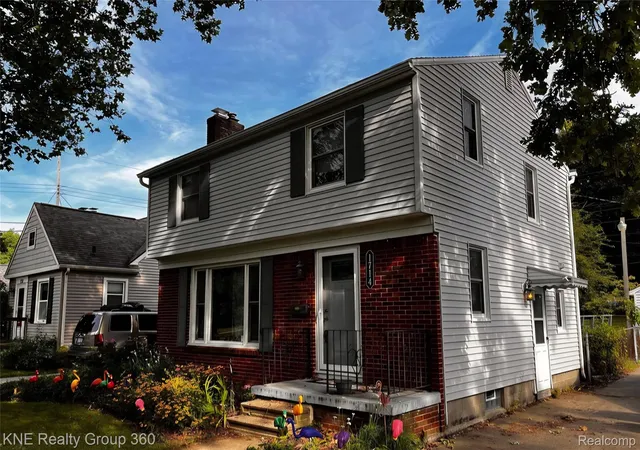 1st image of 1714 Cooper Ave, Lansing, MI 48910 | MLS# 20261051081