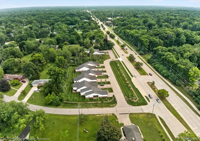 Photo 20 of Multi family home for sale at 26640 Orchard Lake Rd, Farmington Hills, MI 48334 | MLS# 20261051110 | Listing updated on 2026-08-04