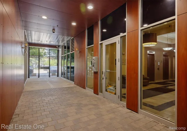 2nd image of 3670 Woodward Ave, Detroit, MI 48201