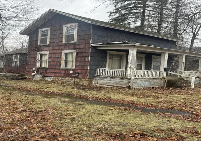 Photo 3 of Single family home for sale at 331 S Main St, Bellevue, MI 49021 | MLS# 66026033927 | Listing updated on 2026-09-08
