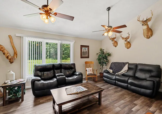 3rd image of 11944 Nashville Hwy, Nashville, MI 49073 | MLS# 66026033939