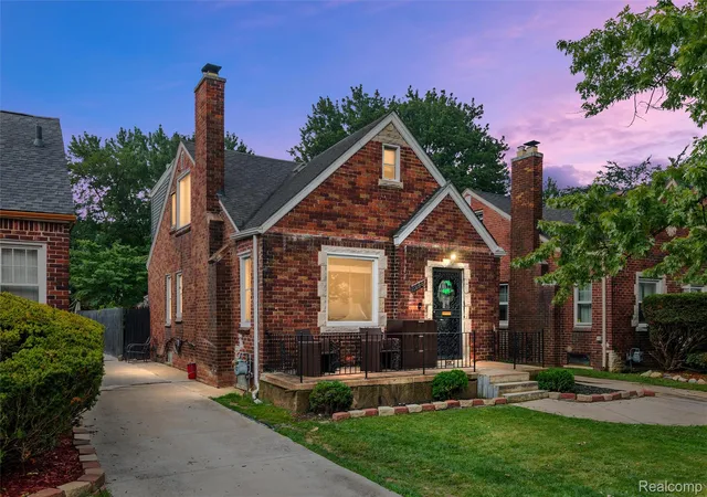 Photo 1 of Single family home for sale at 3948 Grayton St, Detroit, MI 48224 | MLS# 20261051135 | Listing updated on 2026-09-09