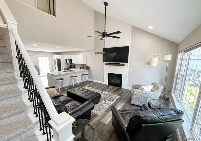 Photo 1 of Condo for sale at 2015 Pauls Ct, Marysville, MI 48040 | MLS# 20261051134 | Listing updated on 2026-09-17