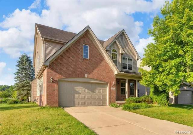 Photo 3 of Single family home for sale at 1143 Polo Dr, South Lyon, MI 48178 | MLS# 20261051150 | Listing updated on 2026-08-19