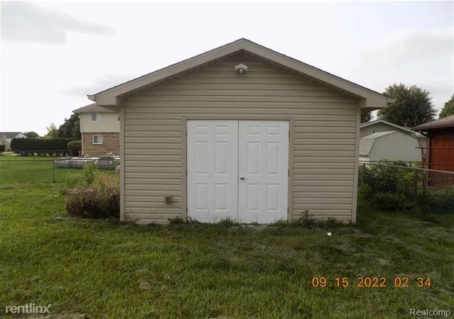 Photo 2 of Single family home for sale at 41223 Sesame Dr, Sterling Heights, MI 48314 | MLS# 20261051189 | Listing updated on 2026-09-18