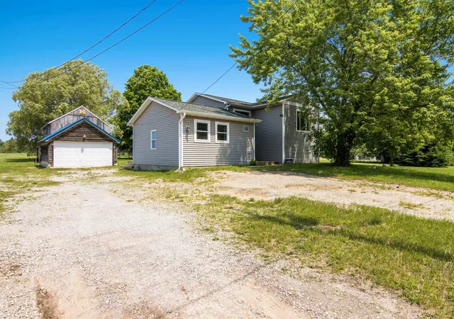 Photo 1 of Single family home for sale at 1343 E Duck Lake Rd, Grawn, MI 49637 | MLS# 78080070709 | Listing updated on 2026-08-21