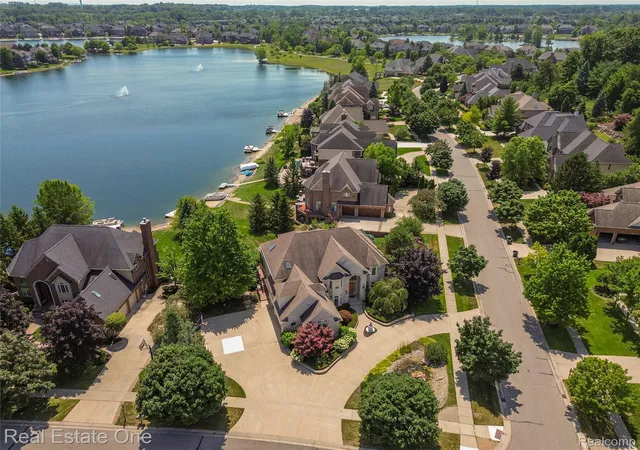 Photo 4 of Single family home for sale at 18218 Clairmont Cir E, Northville, MI 48168 | MLS# 20261051219 | Listing updated on 2026-08-09