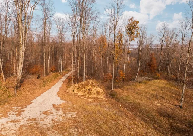 4th image of 10550 S Cedar Rd, Cedar, MI 49621 | MLS# 78080070716