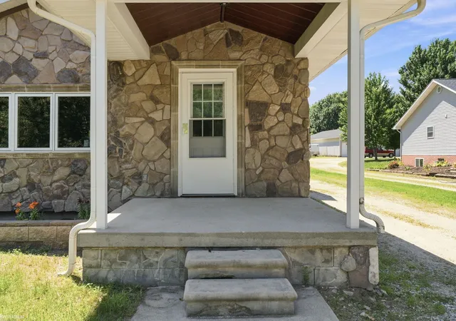 Photo 4 of Single family home for sale at 5469 Parker Rd, Fort Gratiot, MI 48059 | MLS# 58050213867 | Listing updated on 2026-07-28