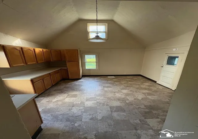 Photo 3 of Single family home for sale at 1017 Humphrey St, Monroe, MI 48161 | MLS# 57050213884 | Listing updated on 2026-08-25