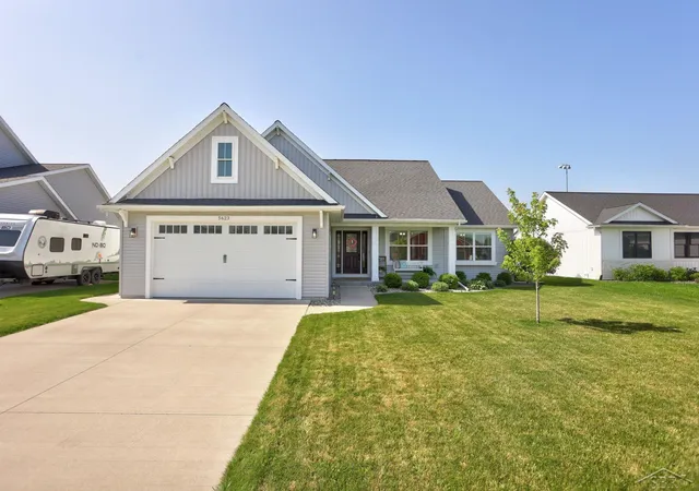 Photo 1 of Sale Pending at 5623 S Stone Briar Ln, Freeland, MI 48623 | MLS# 61050213887 | Listing updated on 2026-07-22