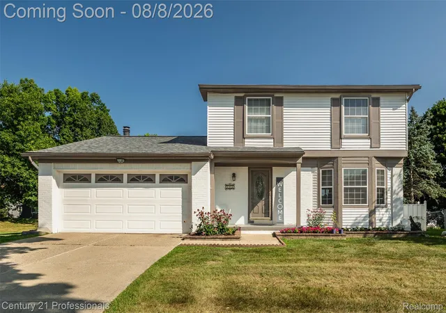 Photo 1 of Sale Pending at 808 Oak Ridge Ct, Brighton, MI 48116 | MLS# 20261051257 | Listing updated on 2026-08-29