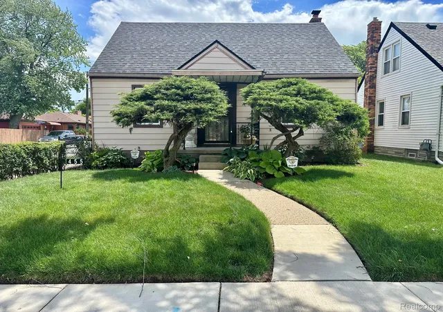 Photo 2 of Single family home for sale at 455 Campbell St, River Rouge, MI 48218 | MLS# 20261051294 | Listing updated on 2026-08-20