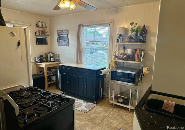 Photo 3 of Single family home for sale at 455 Campbell St, River Rouge, MI 48218 | MLS# 20261051294 | Listing updated on 2026-08-20