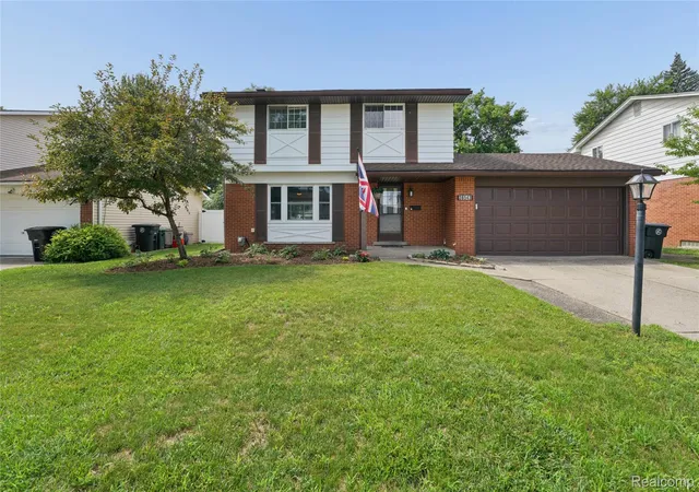 Photo 1 of Sale Pending at 36543 Grandon St, Livonia, MI 48150 | MLS# 20261051343 | Listing updated on 2026-07-19