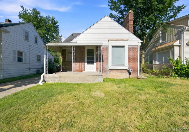 Photo 1 of Single family home for sale at 22845 Melrose Ave, Eastpointe, MI 48021 | MLS# 20261051344 | Listing updated on 2026-09-17