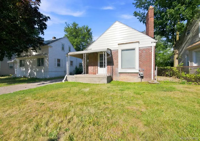 Photo 3 of Single family home for sale at 22845 Melrose Ave, Eastpointe, MI 48021 | MLS# 20261051344 | Listing updated on 2026-09-17