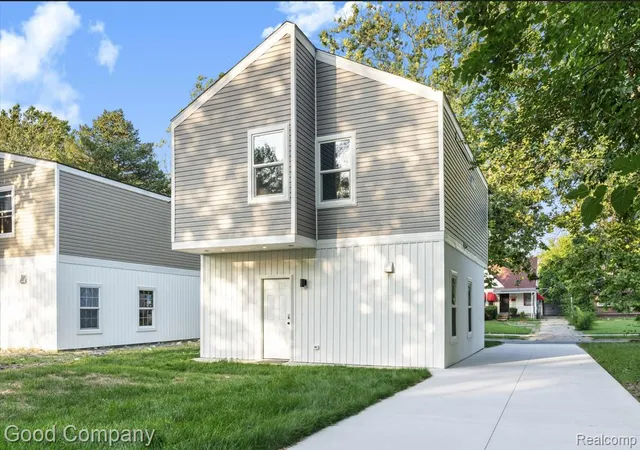 Photo 3 of Single family home for sale at 7541 Clayburn St, Detroit, MI 48228 | MLS# 20261051359 | Listing updated on 2026-09-12