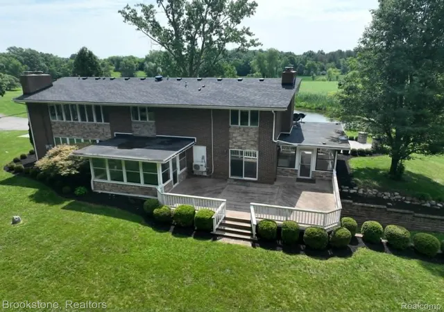 Photo 3 of Single family home for sale at 4140 S Henderson Rd, Davison, MI 48423 | MLS# 20261051368 | Listing updated on 2026-07-17