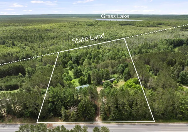 Photo 3 of Single family home for sale at 19603 Cinder Rd, Interlochen, MI 49643 | MLS# 78080070727 | Listing updated on 2026-09-15
