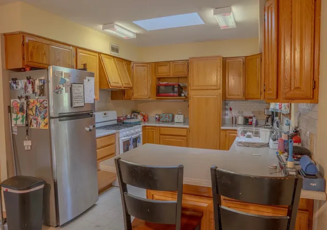 Photo 3 of Single family home for sale at 712 W Division St, Cadillac, MI 49601 | MLS# 79080070728 | Listing updated on 2026-09-16