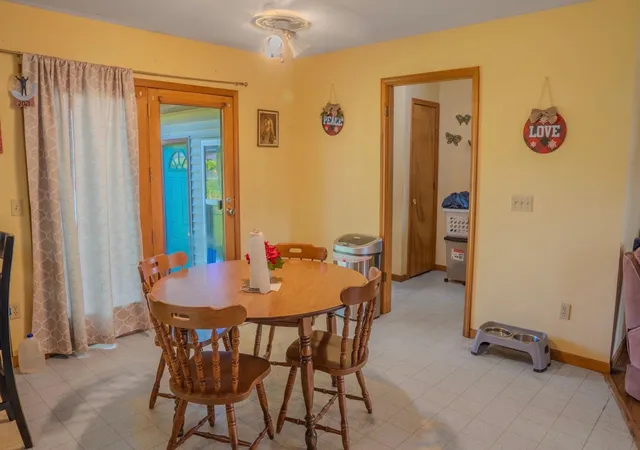 Photo 4 of Single family home for sale at 712 W Division St, Cadillac, MI 49601 | MLS# 79080070728 | Listing updated on 2026-09-16