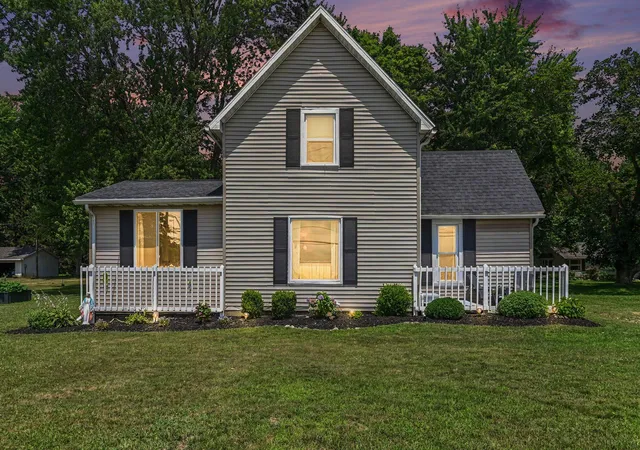 Photo 1 of Single family home for sale at 59510 County Rd 378, Bangor, MI 49013 | MLS# 69026034070 | Listing updated on 2026-07-07