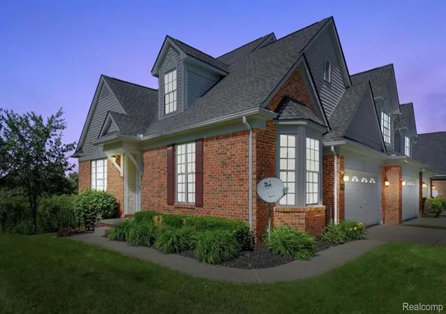 Listing Photo 2 - Condo for sale in building located at 41544 Oconnor Ln, Novi, MI 48377