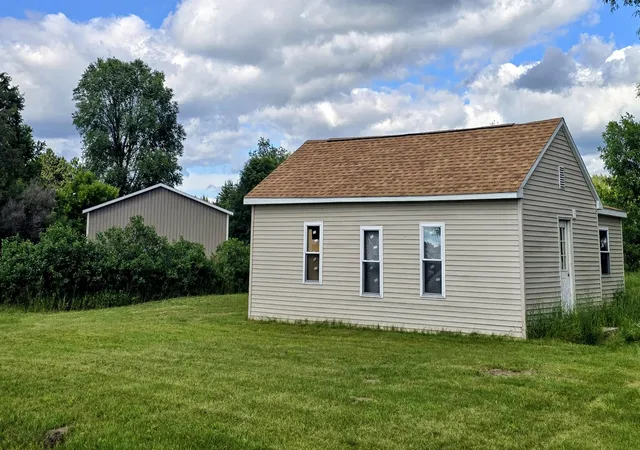 1st image of 112 N 2nd St, Mesick, MI 49668 | MLS# 78080070733