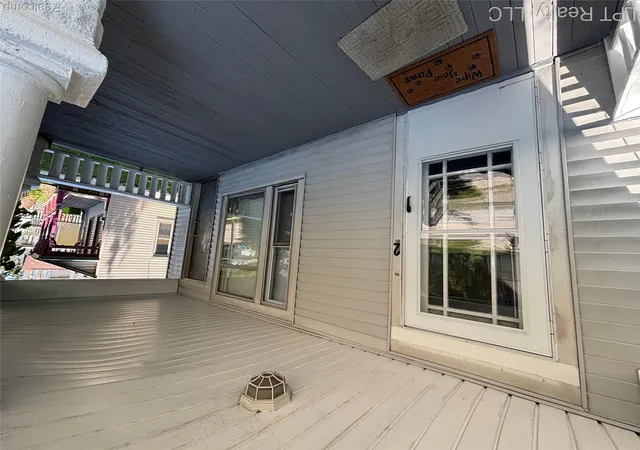4th image of 923 10Th St, Port Huron, MI 48060 | MLS# 20261051433