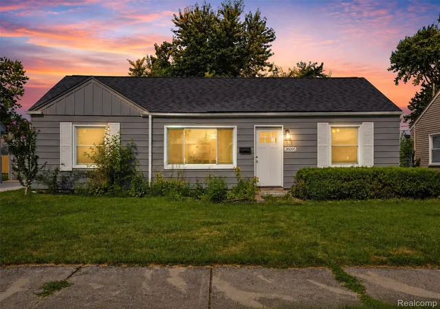 Photo 1 of Sale Pending at 26095 Normandy St, Roseville, MI 48066 | MLS# 20261051439 | Listing updated on 2026-10-07