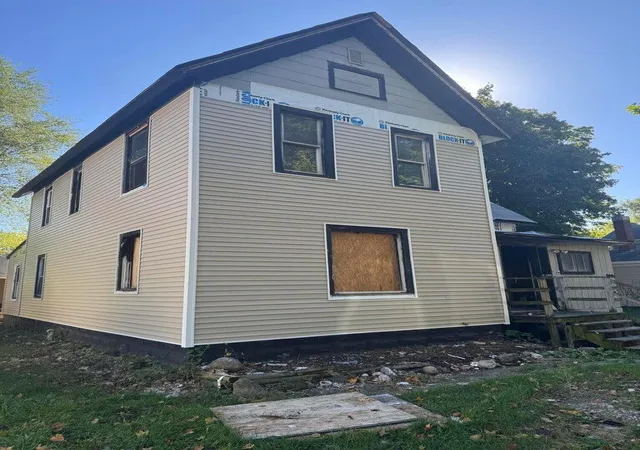 1st image of 606 8th St, Three Rivers, MI 49093 | MLS# 66026034082