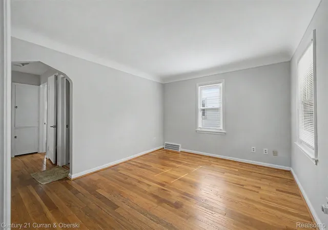 Photo 4 of Single family home for sale at 21032 Carlysle St, Dearborn, MI 48124 | MLS# 20261051441 | Listing updated on 2026-09-18
