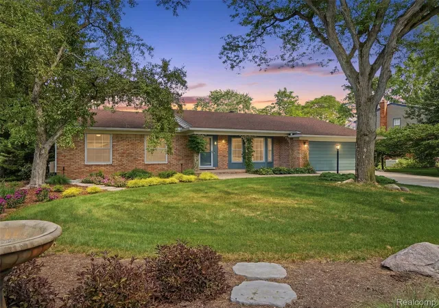 1st image of 31526 Sunset Dr, Beverly Hills, MI 48025 | MLS# 20261051474