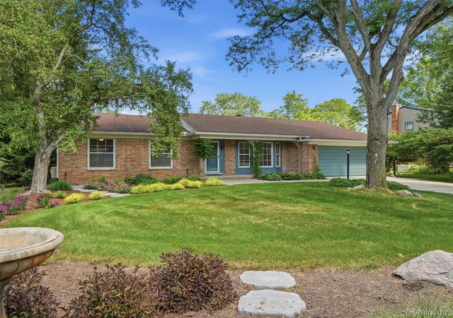 4th image of 31526 Sunset Dr, Beverly Hills, MI 48025 | MLS# 20261051474