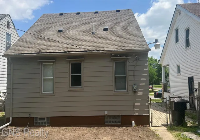 Photo 4 of Single family home for sale at 19419 Carrie St, Detroit, MI 48234 | MLS# 20261051479 | Listing updated on 2026-07-09
