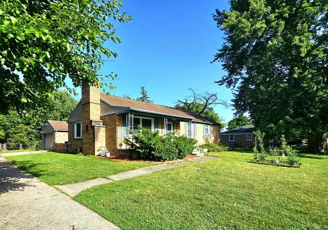 Photo 1 of Sale Pending at 1241 Pius St, Saginaw, MI 48638 | MLS# 61050213939 | Listing updated on 2026-07-22