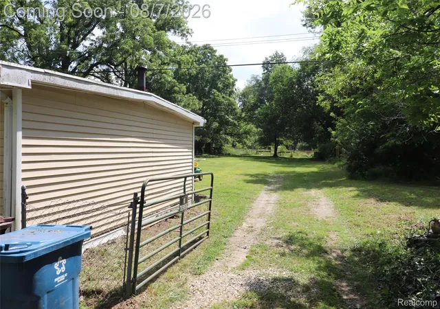 Photo 3 of Single family home for sale at 17963 Martinsville Rd, Belleville, MI 48111 | MLS# 20261051521 | Listing updated on 2026-08-07
