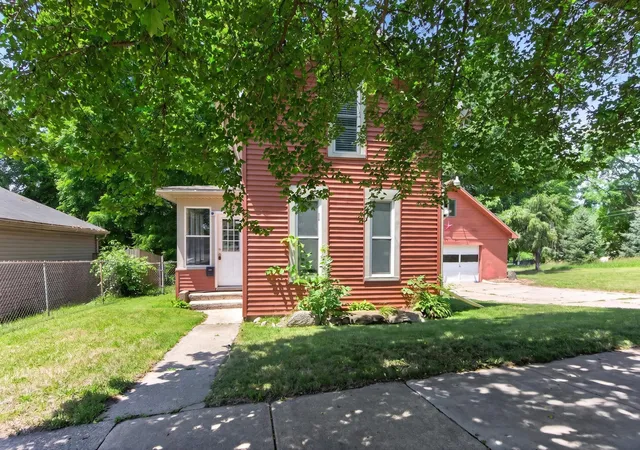 2nd image of 308 N State St, Jackson, MI 49201 | MLS# 55026034146