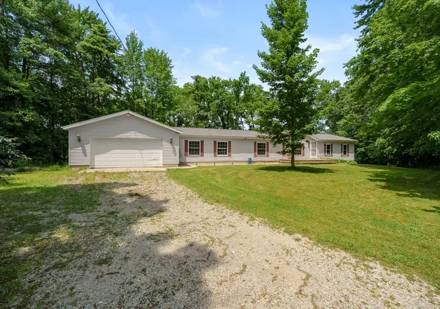 1st image of 38988 Paw Paw Rd, Paw Paw Township Van Buren, MI 49079 | MLS# 66026034152