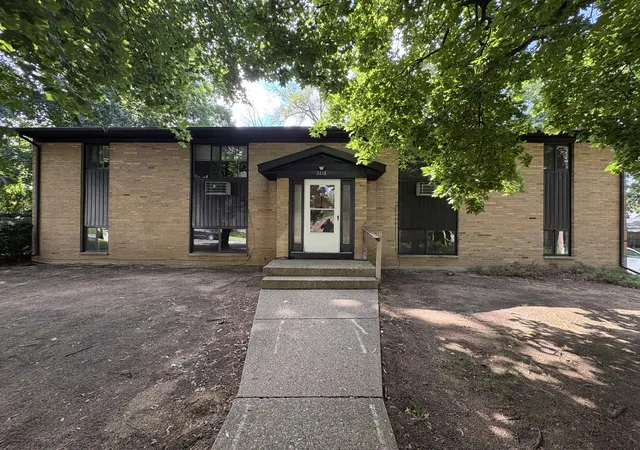 1st image of 3131 Copley Dr Sw, Wyoming, MI 49509 | MLS# 65026034155