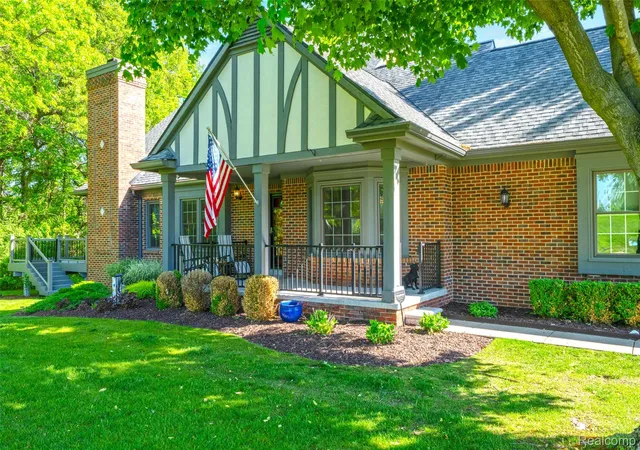 1st image of 156 Sandhills Ln, Lake Orion, MI 48362 | MLS# 20261051576
