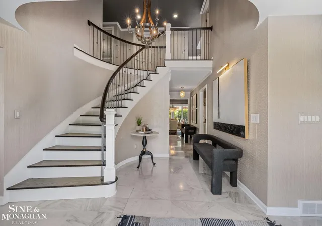 Photo 2 of Mansion for sale at 264 Grosse Pointe Blvd, Grosse Pointe Farms City Wayne, MI 48236 | MLS# 58050213959 | Listing updated on 2026-07-07