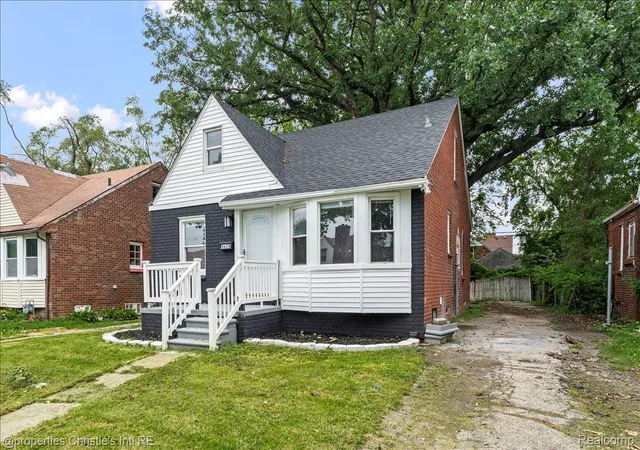 Photo 2 of Single family home for sale at 9624 Prest St, Detroit, MI 48227 | MLS# 20261051591 | Listing updated on 2026-07-08