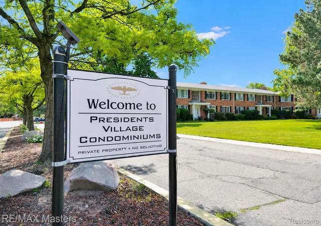 Photo 3 of Condo for sale at 29606 Hoover Rd #606, Warren, MI 48093 | MLS# 20261051606 | Listing updated on 2026-07-21