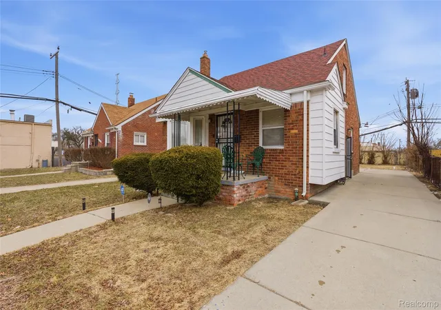 Photo 3 of Single family home for sale at 20522 Tracey St, Detroit, MI 48235 | MLS# 20261051616 | Listing updated on 2026-09-11