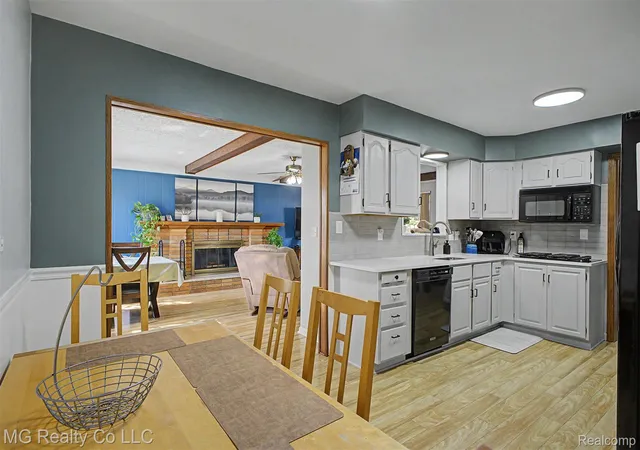 Photo 4 of Single family home for sale at 13644 Joyce Dr, Warren, MI 48088 | MLS# 20261051635 | Listing updated on 2026-09-16